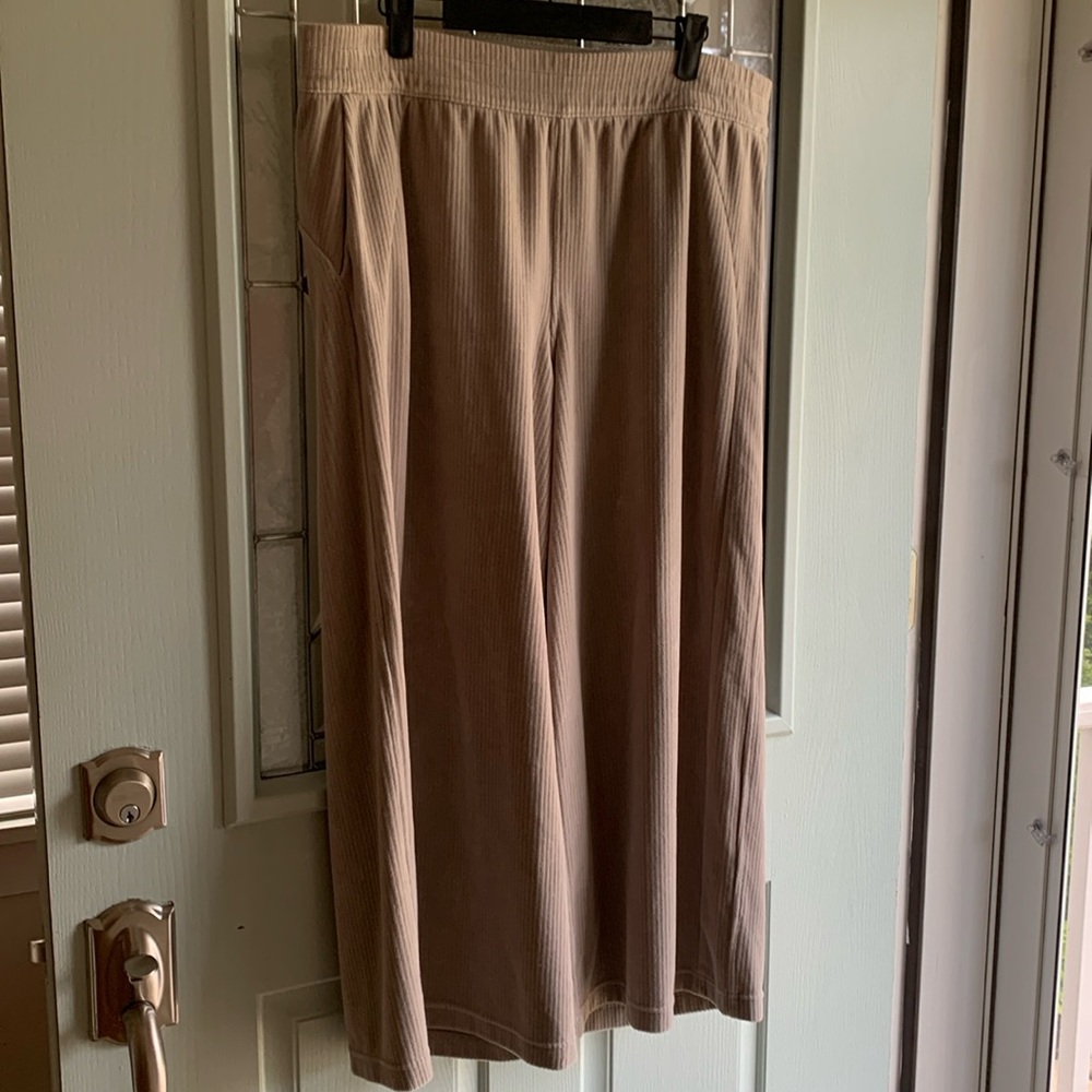 Women's Tan Wide-Leg Pants
